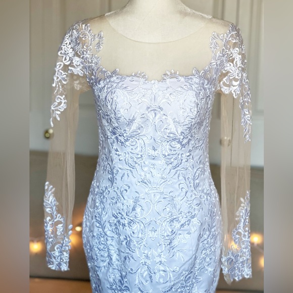 LOVER KISS lace mermaid Wedding dress with fitted inside corset GORGEOUS!!! NEW! - Picture 15 of 16